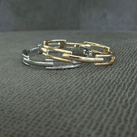 House of Harlow 1960 Jewelry - House🏠 of Harlow 1960 Set of Two✌️ Bangle Bracelets - NWT
